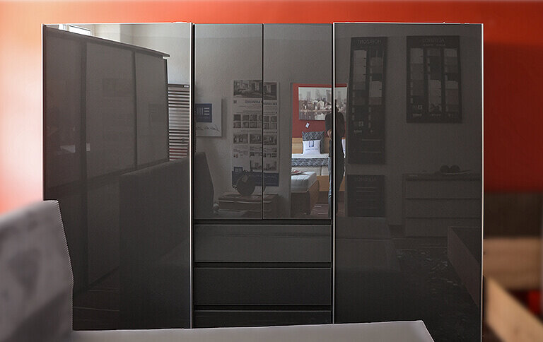 Schwebetürenschrank inkl. LED-Beleuchtung